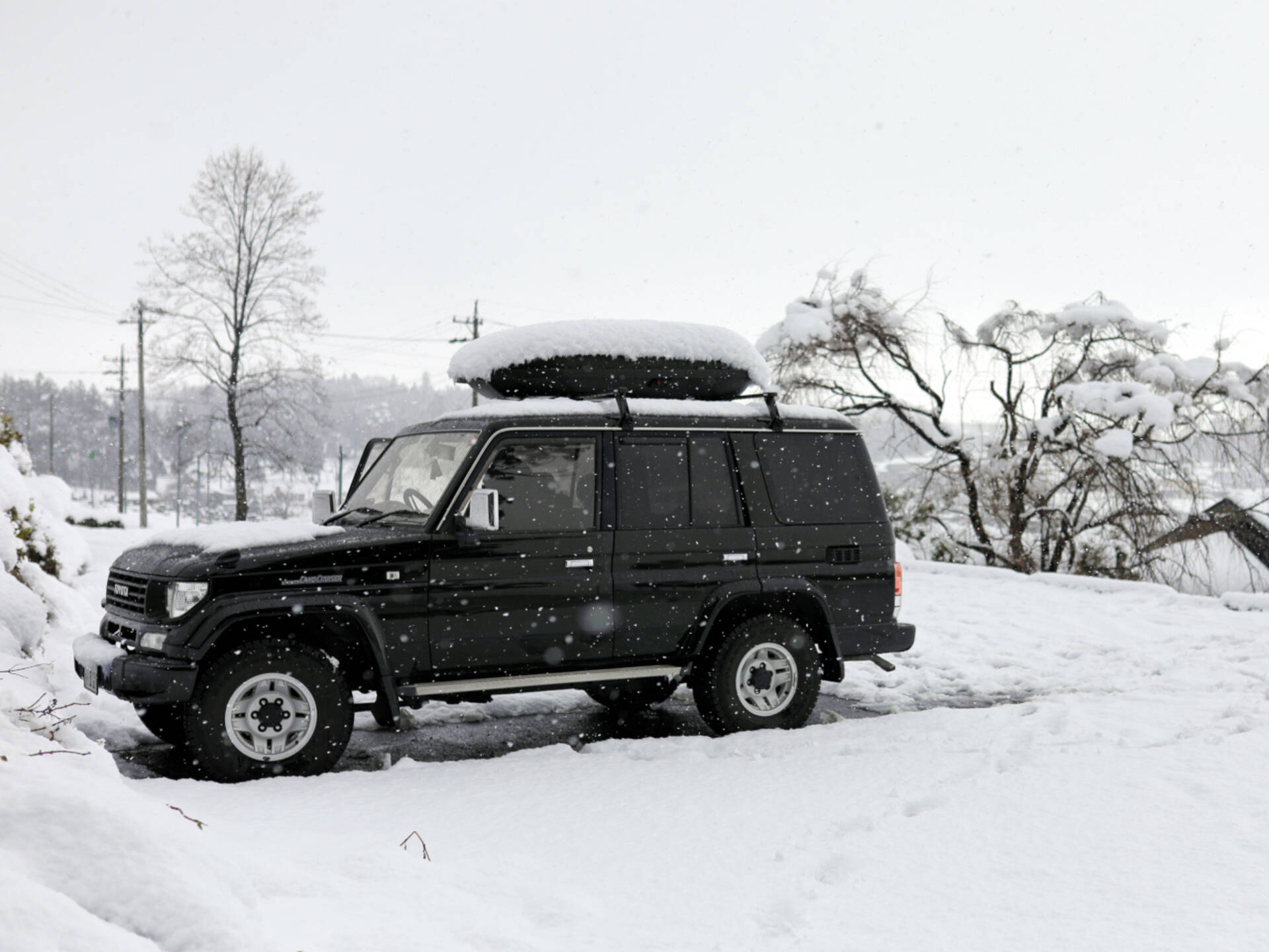 冬の車中泊は 寒さ対策 次第で快適度が段違い 手軽にできるオススメの車中泊用防寒対策 グッズをご紹介します 1 4 車と旅のwebメディア Mobility Story モビスト